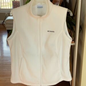Columbia fleece vest